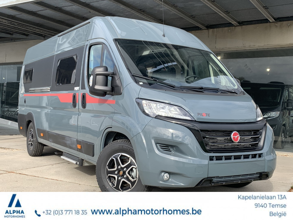 Pilote/V630J Premium Fiat 140pk Automaat/NA